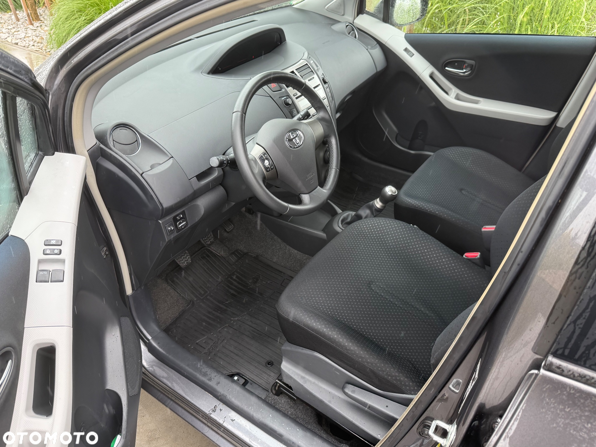 Toyota Yaris 1.0 Luna A/C - 7