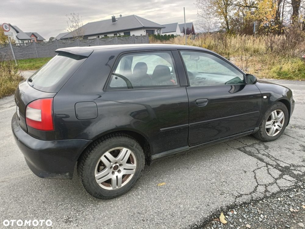 Audi A3 Sportback - 4