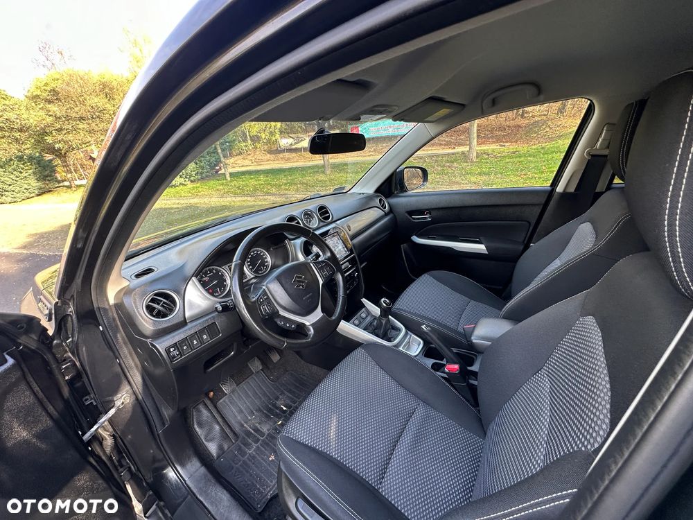 Suzuki Vitara 1.6 Premium 2WD - 27