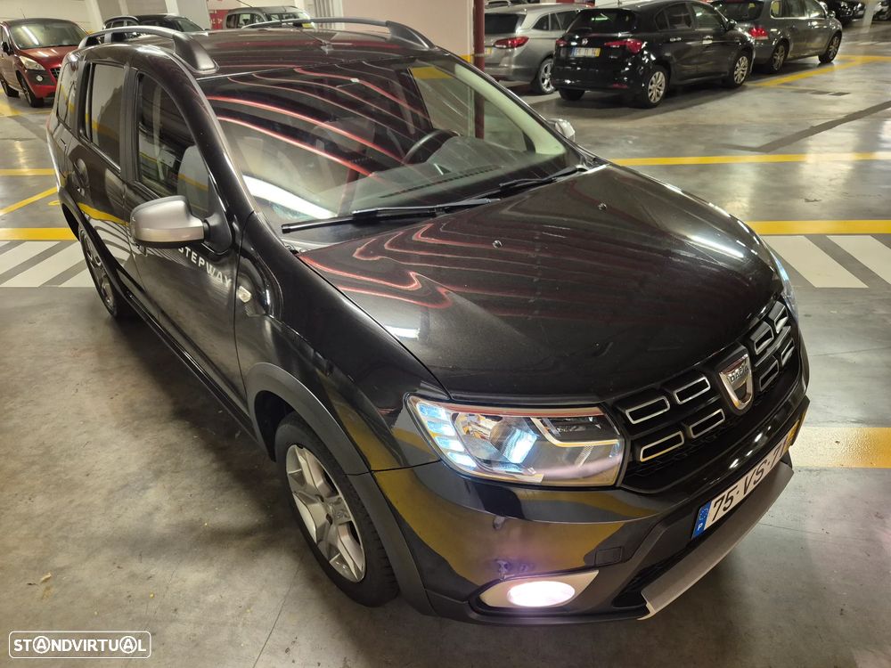 Dacia Logan MCV 0.9 TCe Stepway - 8