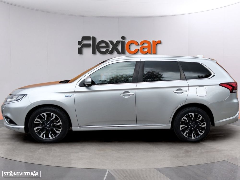 Mitsubishi Outlander 2.0 Instyle - 4