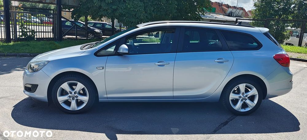 Opel Astra 1.4 Turbo Cosmo - 3