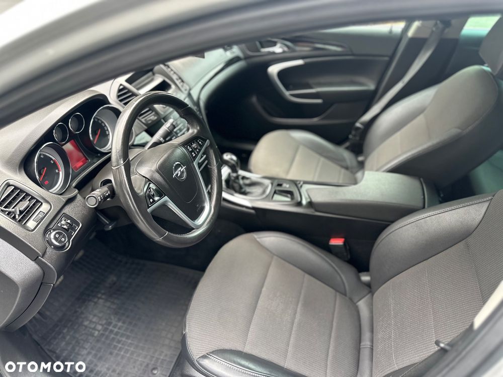Opel Insignia 2.0 CDTI Edition - 10