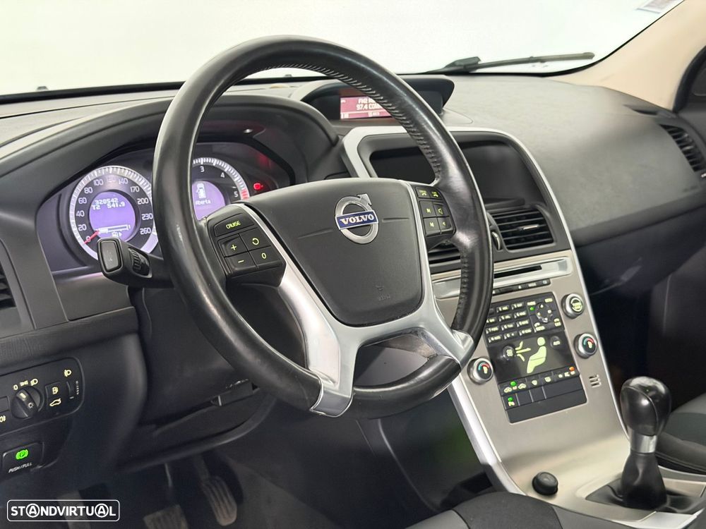 Volvo XC 60 2.0 D3 Drive Momentum - 15