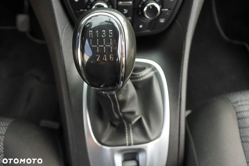 Opel Meriva 1.4 T Cosmo - 16