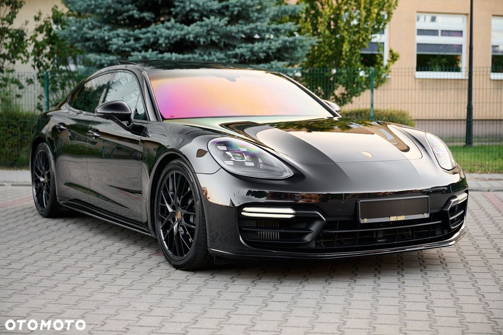 Porsche Panamera 4S - 16