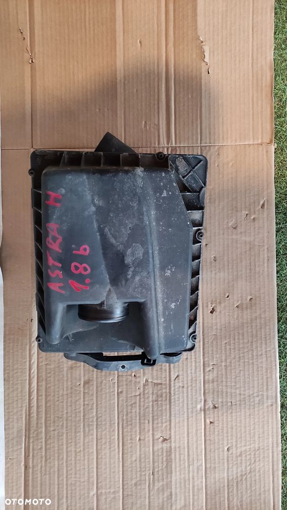 obudowa filtra powietrza Opel Astra H 1.8 benzyna - 5