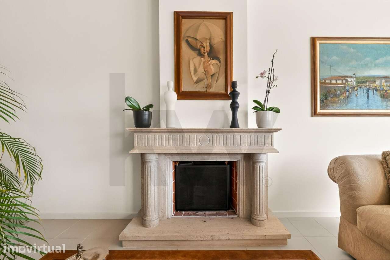 Exclusividade em Birre, Cascais: Moradia de Charme Junto à Prestigiada - Grande imagem: 5/60