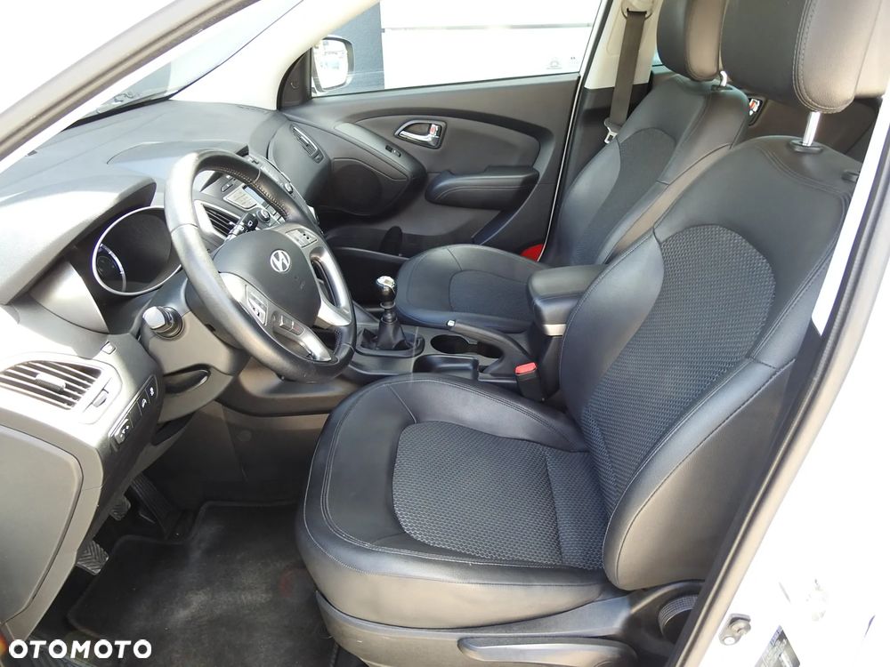 Hyundai ix35 1.7 CRDi 2WD blue Comfort - 8