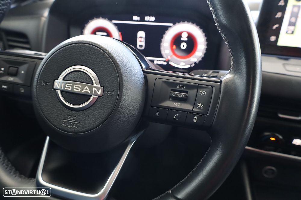 Nissan Qashqai 1.3 DIG-T N-Connecta - 21