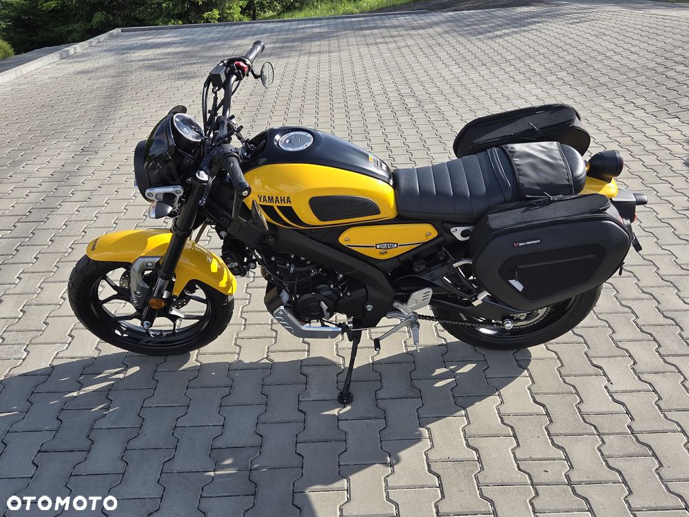 Yamaha XSR - 21