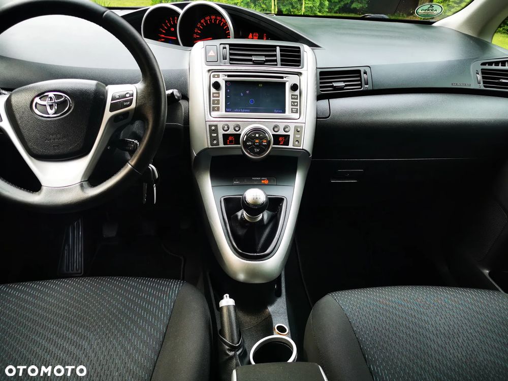 Toyota Verso 1.8 Premium 7os - 7