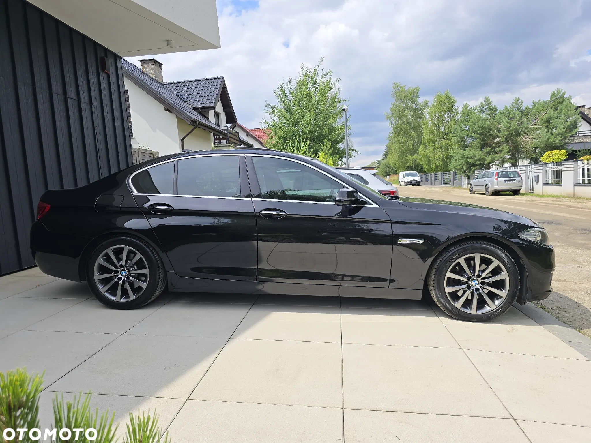 BMW Seria 5 520d xDrive Luxury Line - 7