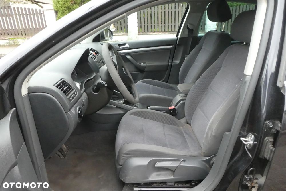 Volkswagen Jetta - 6