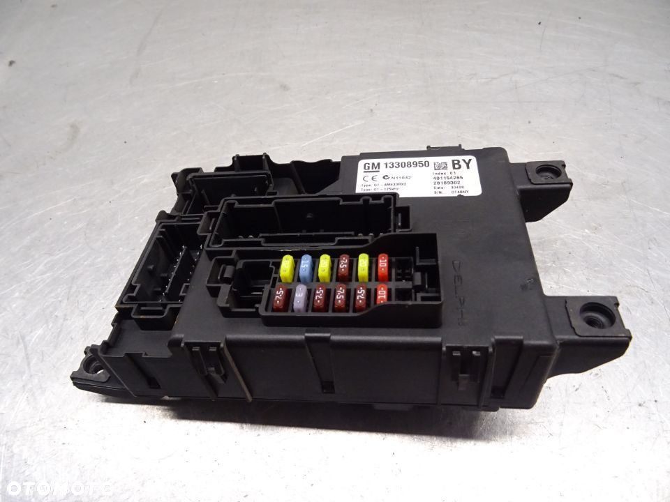 OPEL CORSA D 5D 06-10 1.3CDTI SKRZYNKA MODUŁ BSI 13308950BY - 1