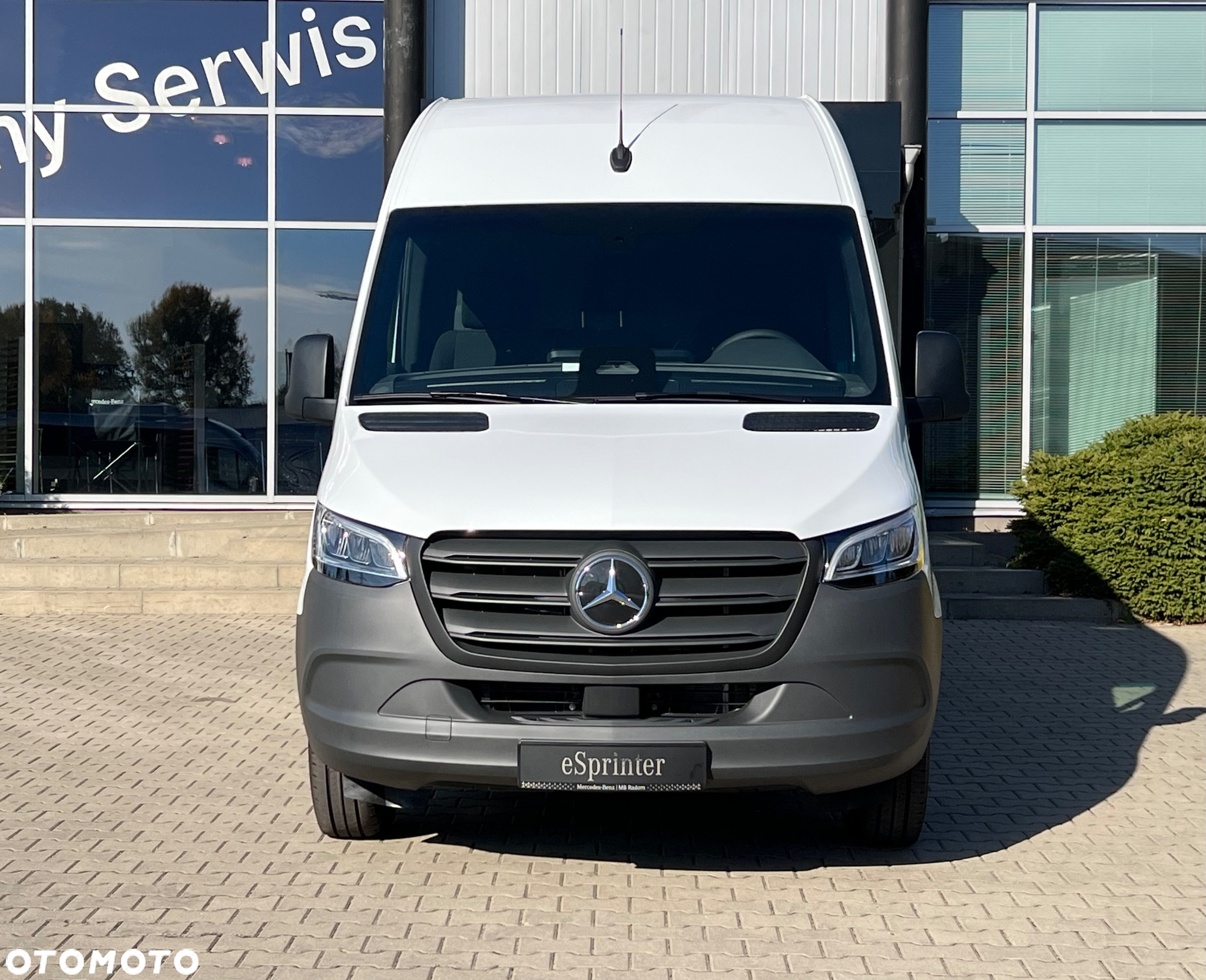 Mercedes-Benz eSprinter - 13
