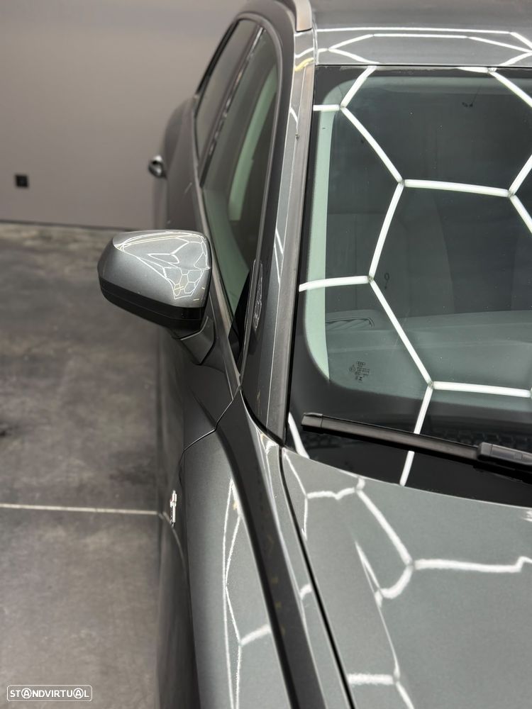 Audi Q3 45 TFSIe S tronic S line - 8