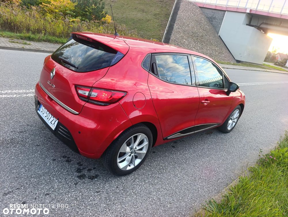 Renault Clio - 17