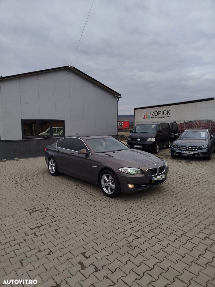 BMW Seria 5 520d - 7