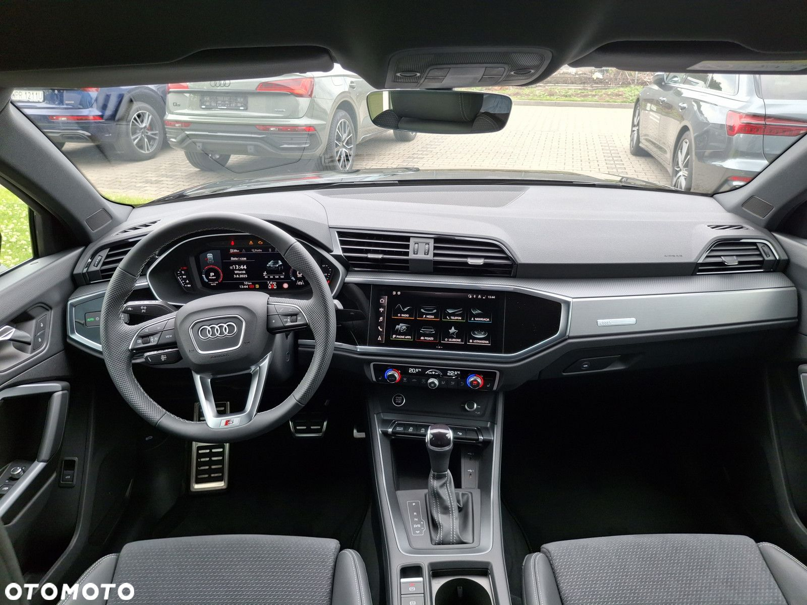 Audi Q3 - 22