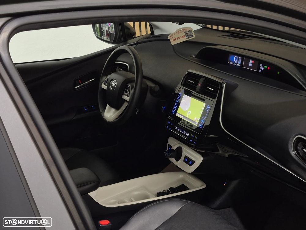 Toyota Prius 1.8 Luxury Pele - 17