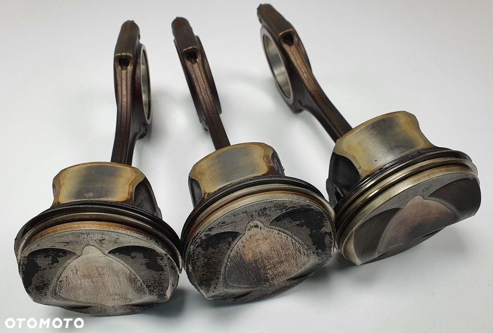 TŁOK+ KORBOWÓD PRAWY CCDA AUDI A6 C6 2.8 FSI 84L103 - 11