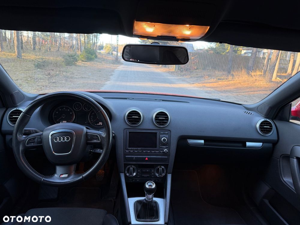 Audi A3 Sportback 1.8 TFSI Ambition - 17