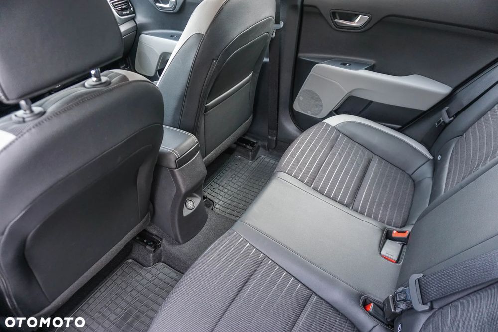 Kia Stonic 1.2 L - 29