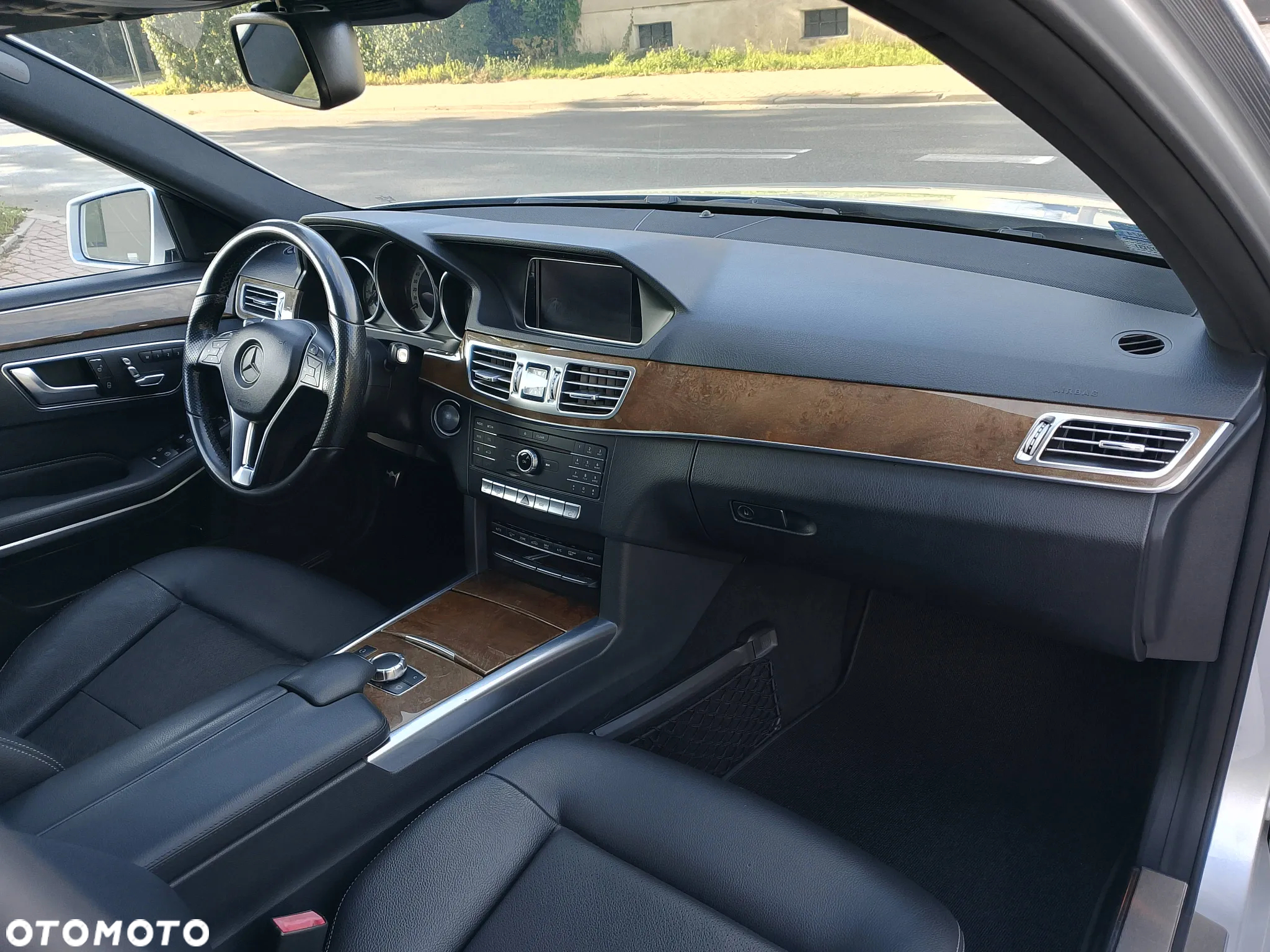 Mercedes-Benz Klasa E 250 BlueTEC 4-Matic Avantgarde - 11