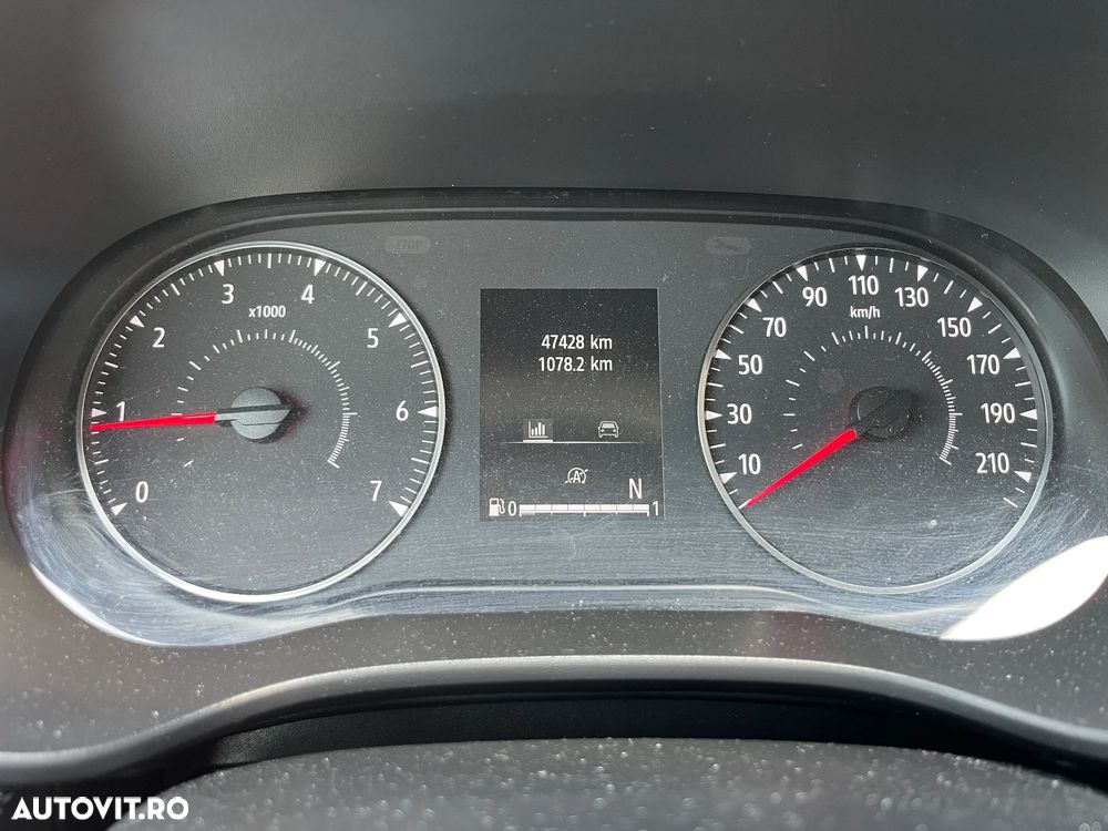 Dacia Sandero Stepway TCe 90 CVT Comfort - 11