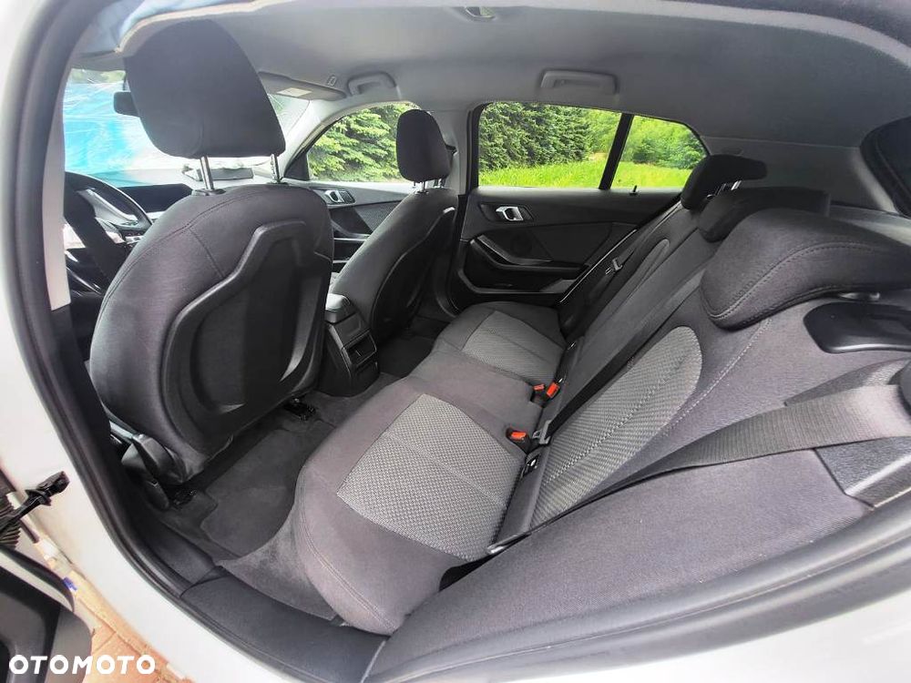 BMW Seria 1 118i Advantage - 10