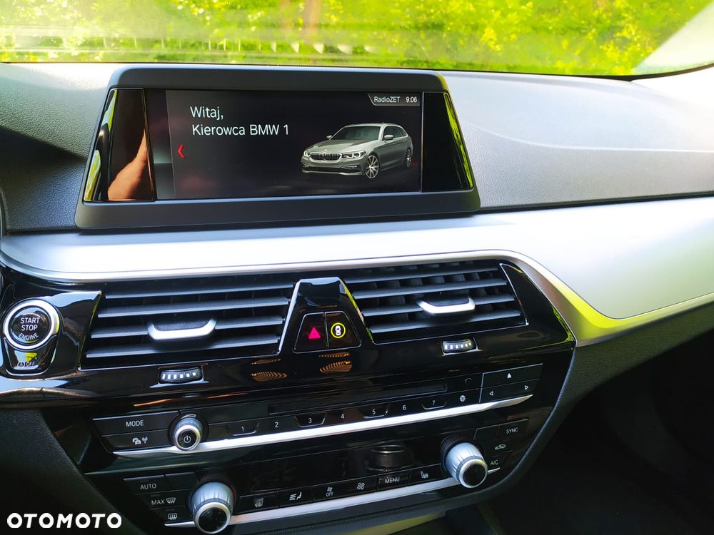 BMW Seria 5 520d Sport - 37