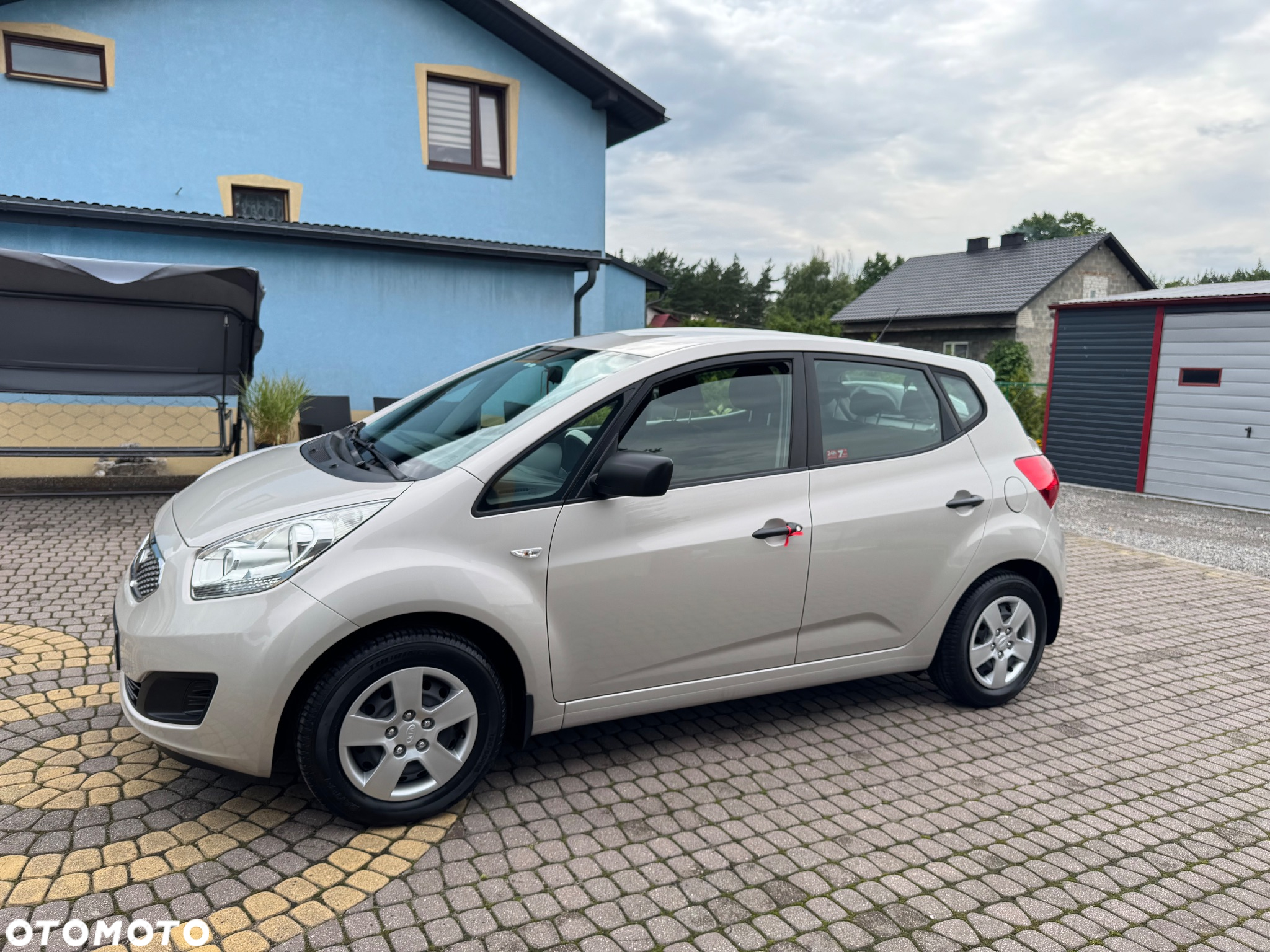 Kia Venga - 7