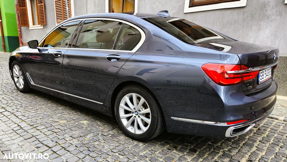 BMW Seria 7 740Li - 3
