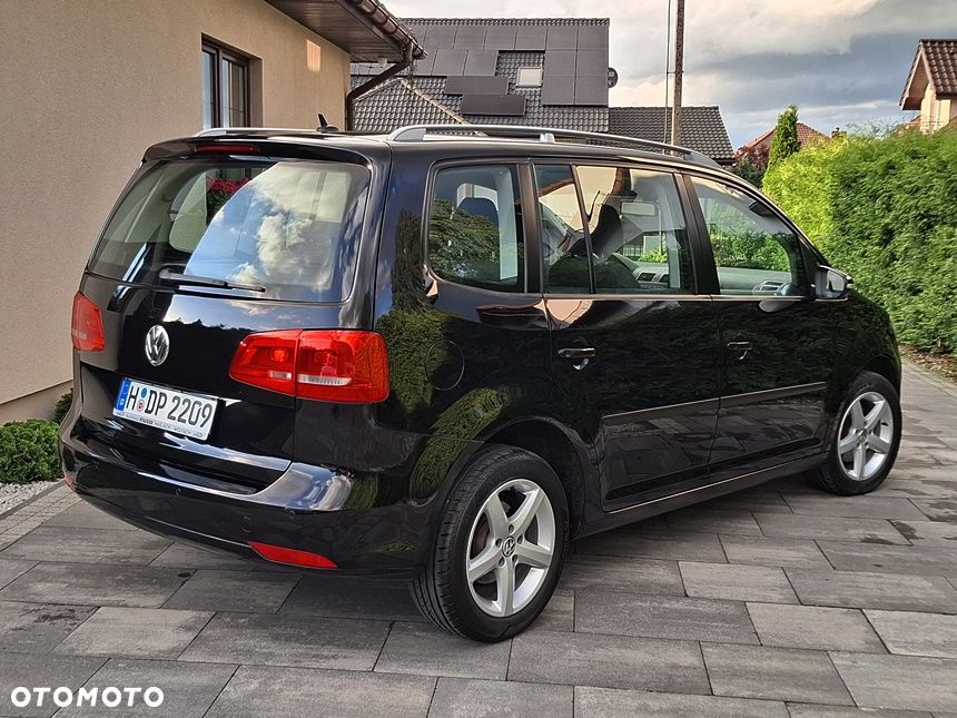 Volkswagen Touran 1.6 TDI DPF BlueMotion Technology Trendline - 11