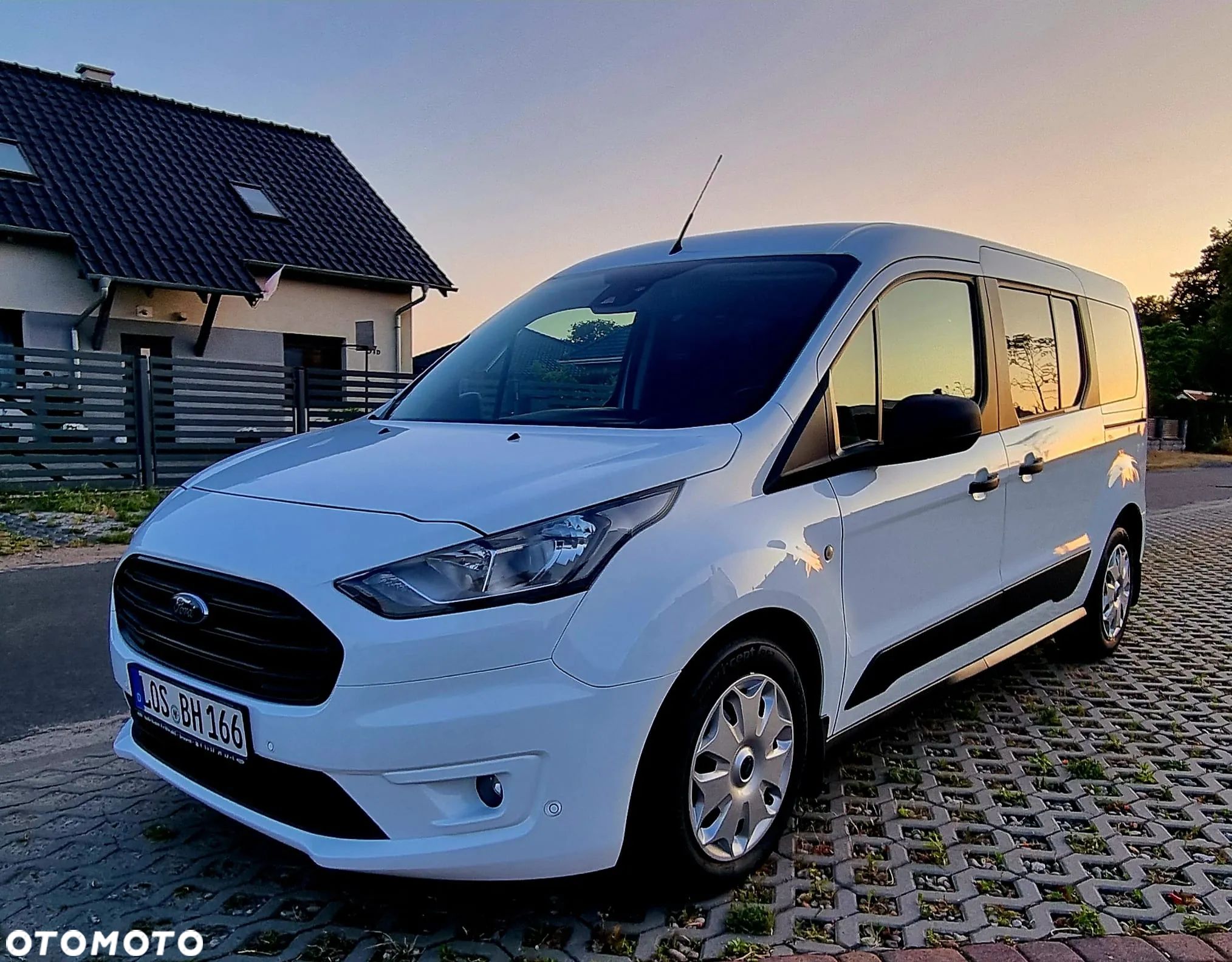 Ford Transit Connect 240 L2 Autm Trend - 1