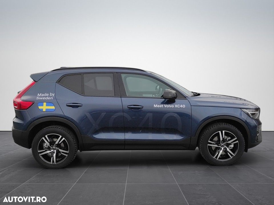 VOLVO XC40 2025 — imagine 6