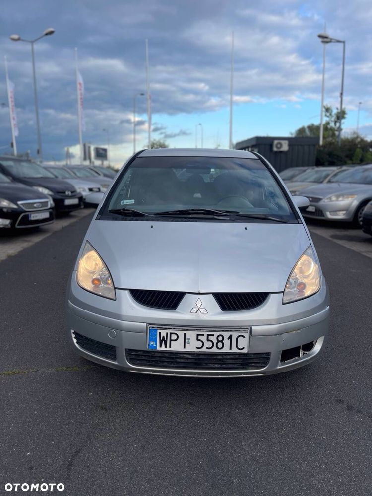 Mitsubishi Colt - 2