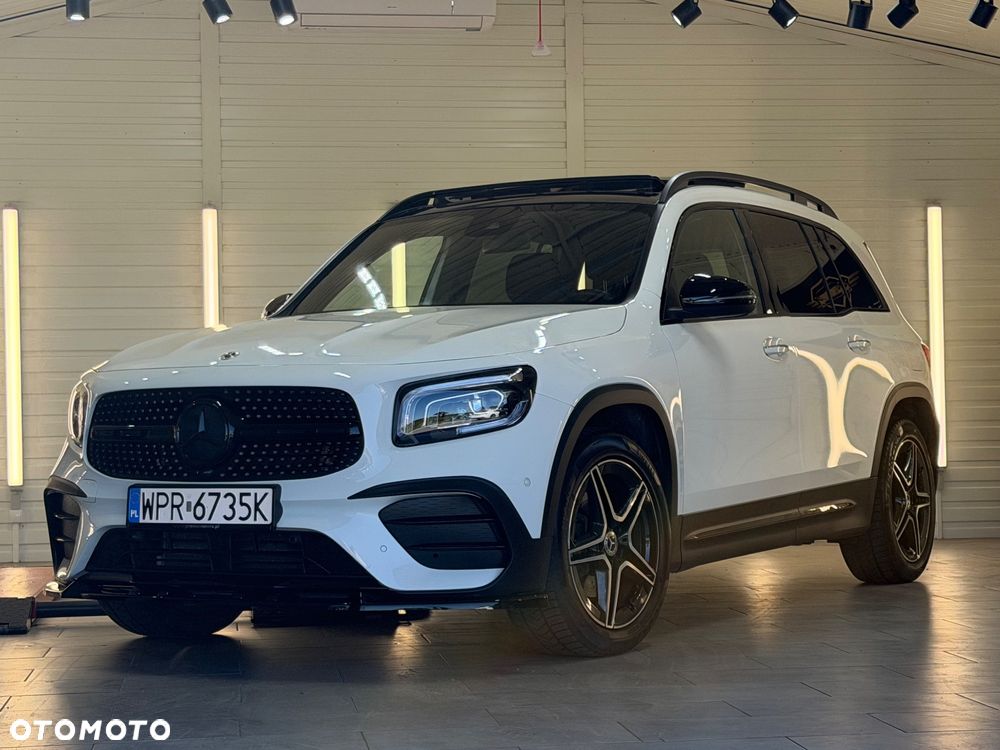 Mercedes-Benz GLB 200 4-Matic AMG Line 8G-DCT - 4
