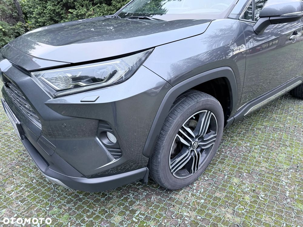 Toyota RAV4 - 18