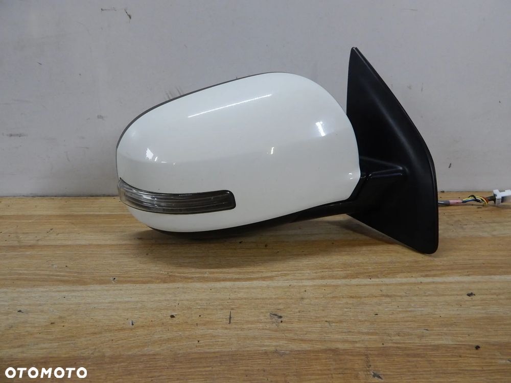 Lusterko prawe zewnętrzne Mitsubishi ASX I 10-18 Lift biały W37 9 pin  Łuków części - 1