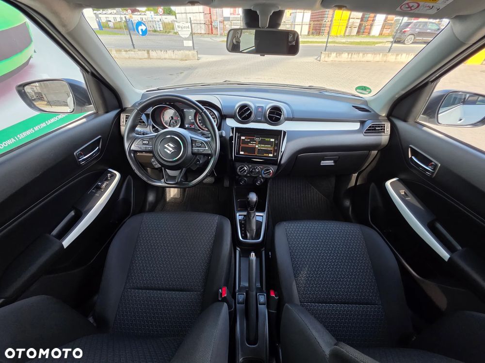 Suzuki Swift 1.2 Dualjet SHVS Premium CVT - 23