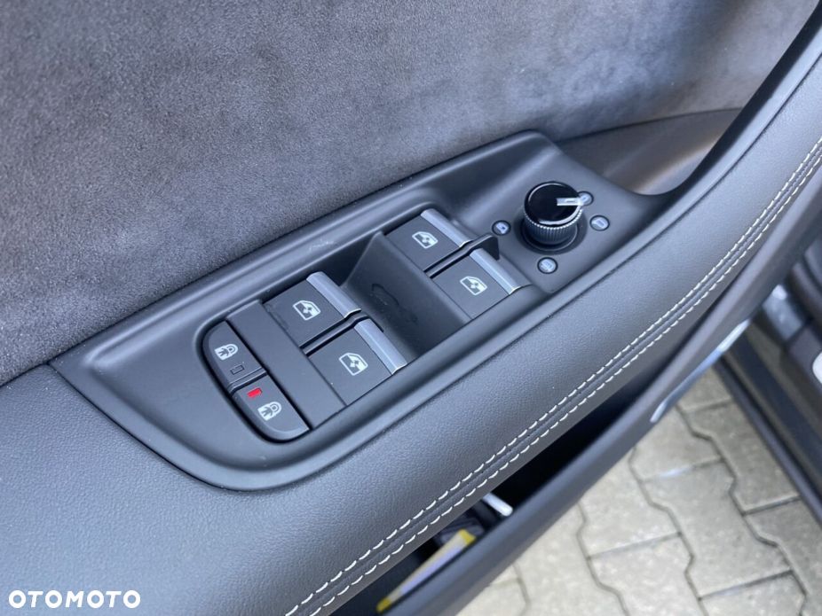 Audi Q8 - 14