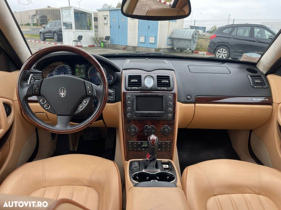 Maserati Quattroporte - 10