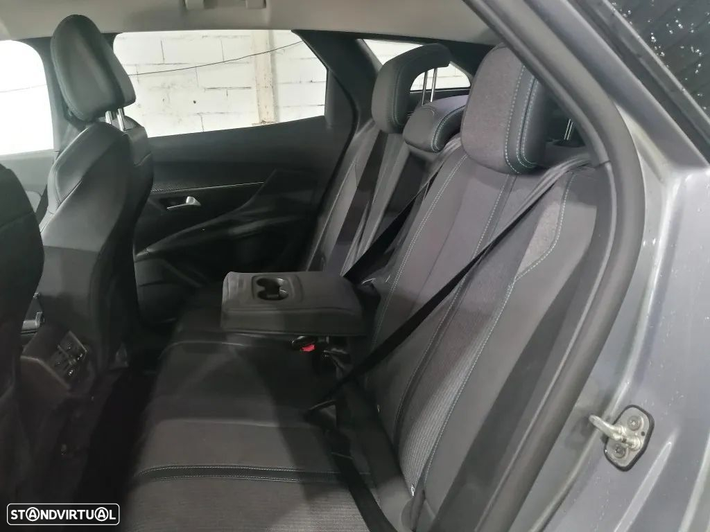 Peugeot 3008 1.5 BlueHDi Allure - 7