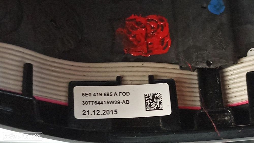 VOLANTE SKODA FABIA AMBITION - 2