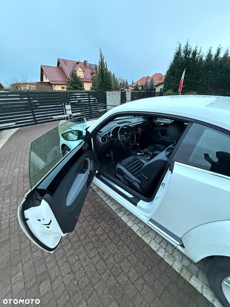 Volkswagen Beetle 2.0 TSI DSG Sport - 11