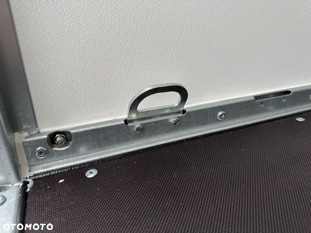 Brenderup Cargo 7350 TBD drzwi 350x155x185 cm - 23