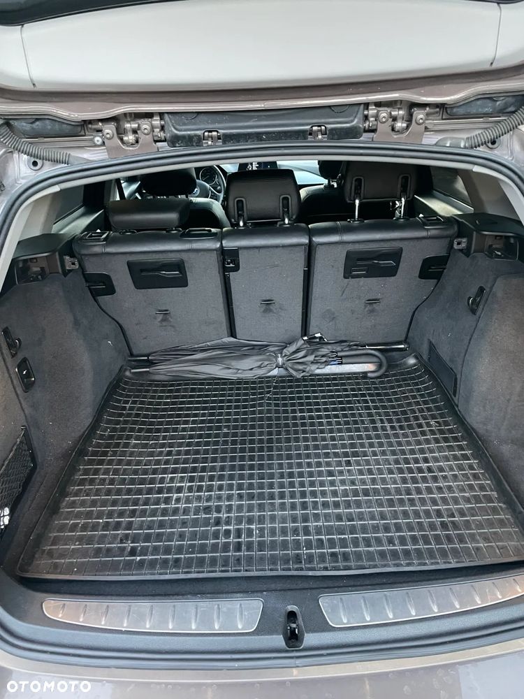BMW Seria 3 318d - 15