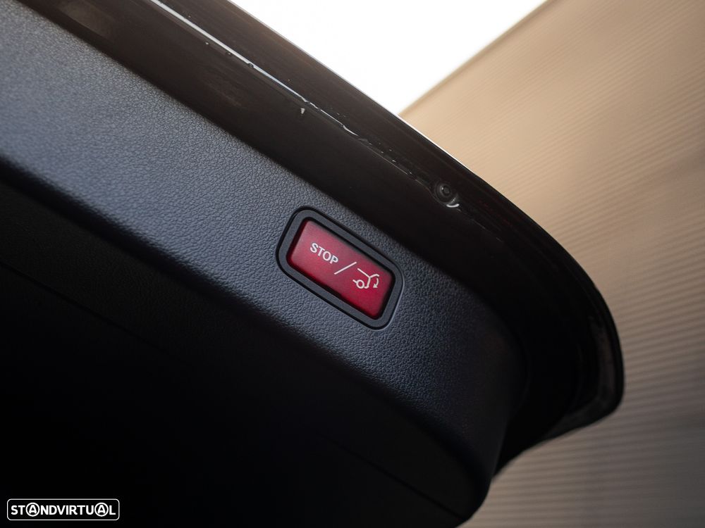 Mercedes-Benz C 300 e - 16